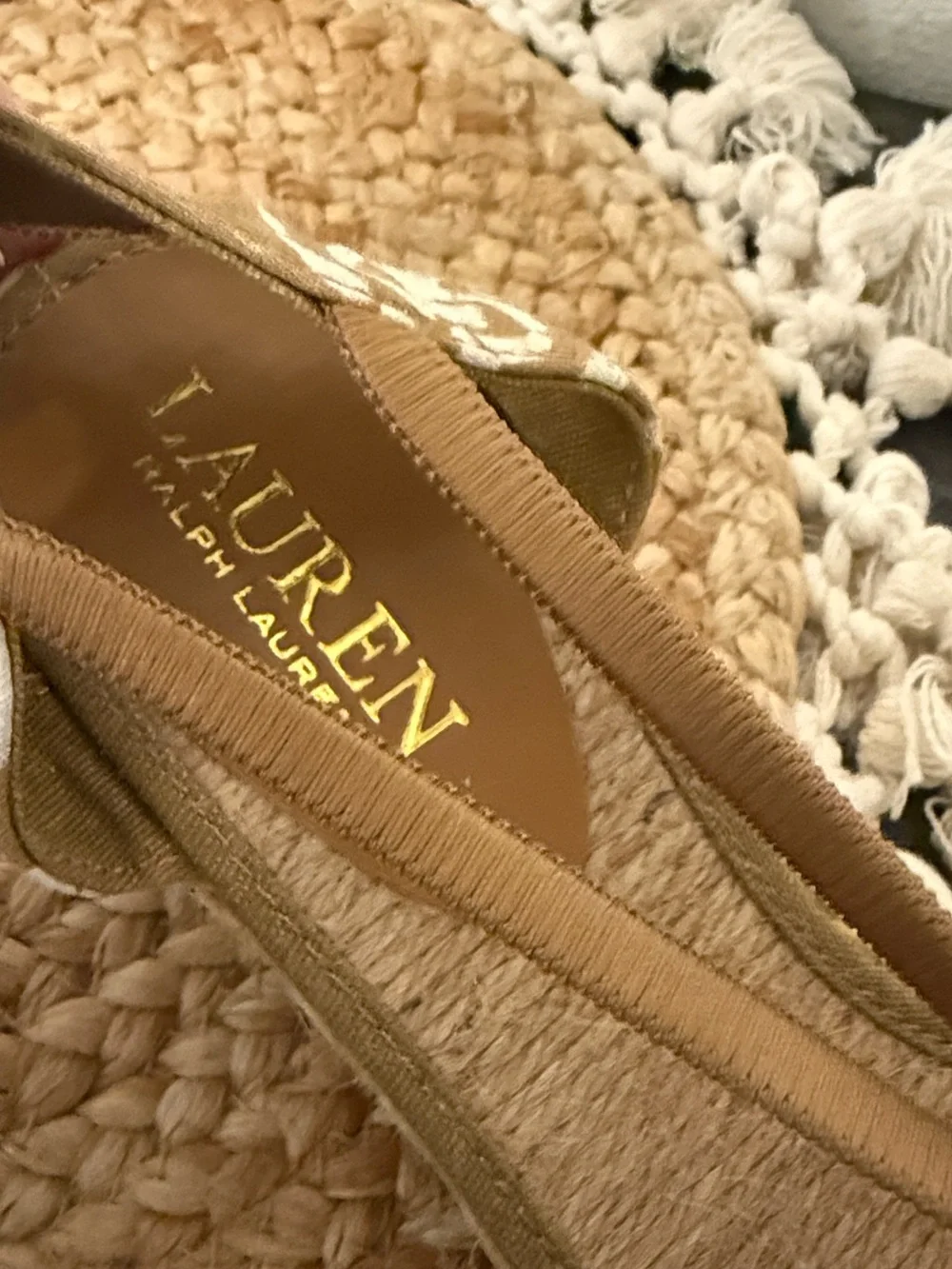 Lauren Ralph Lauren Tan White Batik Print Espadrille Wedge Sandals Size 6.5